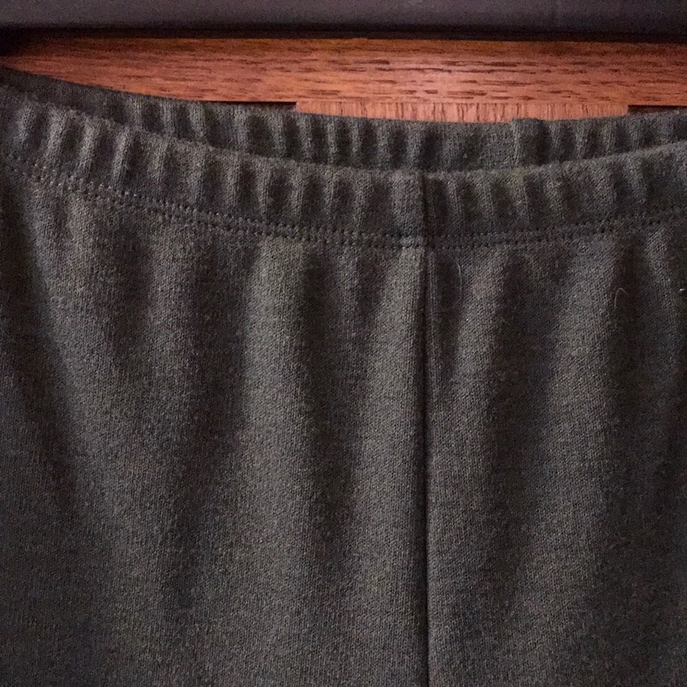 Modern Soul - 2-Piece Lounge Set - Picture 8 of 8